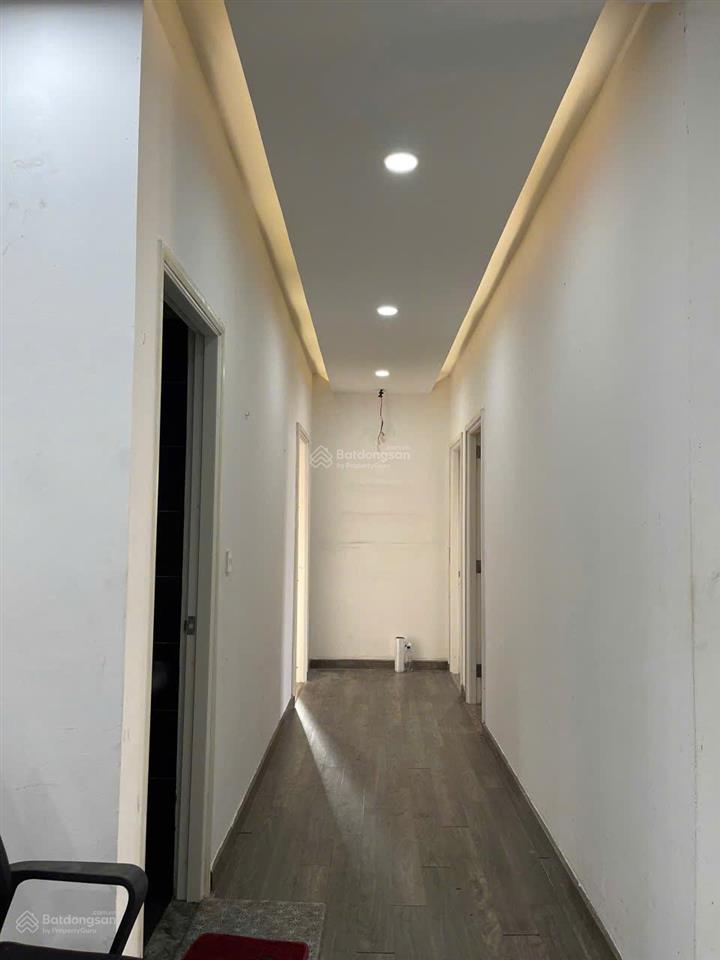 Bán 67m2 2pn2wc ntcb, giá cực rẻ chỉ 2,590 tỷ view hàng xóm giá tốt tại đức khải quận 7 alo em