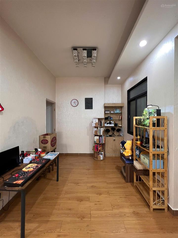 Bán 161m2 3pn 4wc full nt nhà đẹp đã thiết kế sẵn chủ đang ở giá 4,650 tỷ tại era town đức khải q7