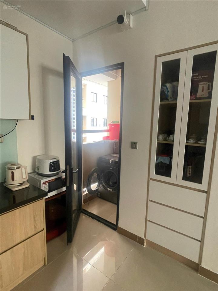 Bán 65m2 2pn2wc full nt căn góc hướng đông nam 3,550 tỷ có sổ hồng inbox xem nhà dể ợt