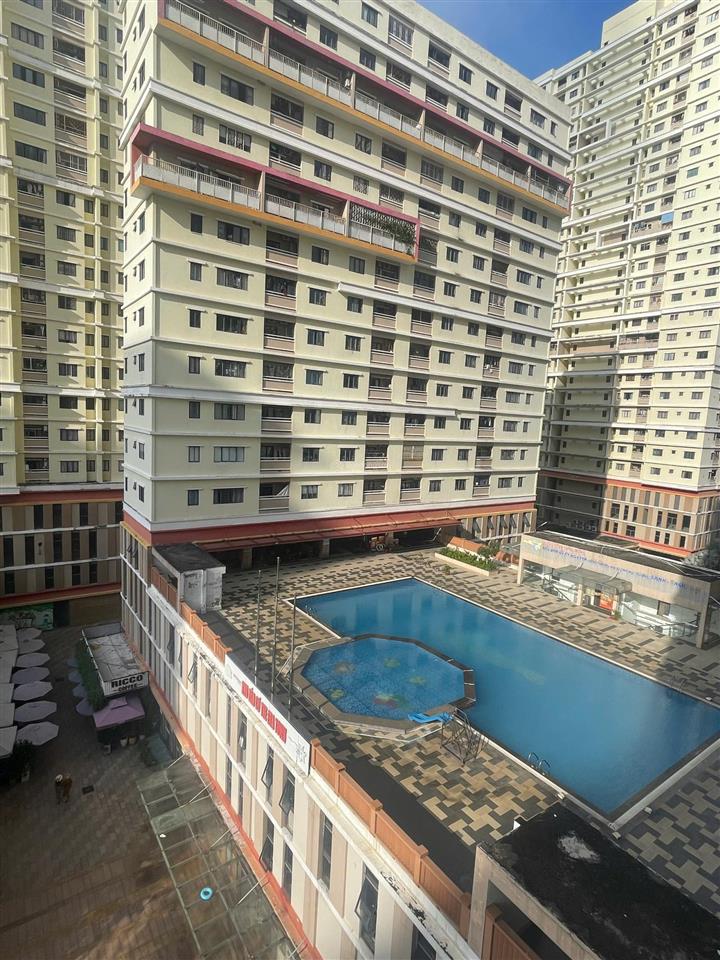 Bán 65m2 2pn2wc full nt căn góc hướng đông nam 3,550 tỷ có sổ hồng inbox xem nhà dể ợt