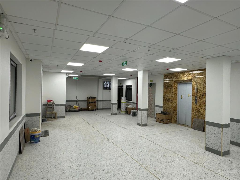 Cực hiếm! toà apartment dt 180m2x 7t. 35 phòng mới tinh.phố nguyễn khang,yên hoà,cầu giấy.giá 56 tỷ