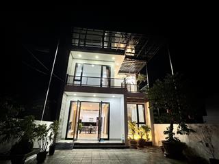 Nhà tầng đẹp mặt tiền đường 7,5m lề 4m phường hòa xuân