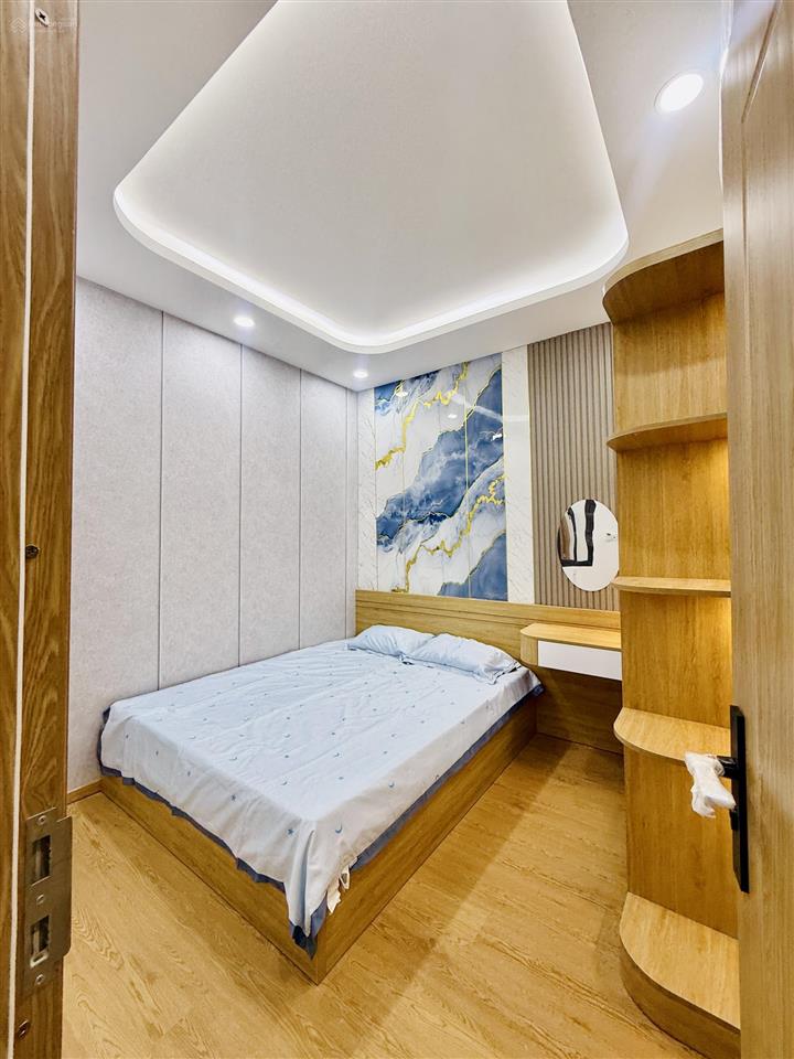 Nhà xây mới 3pn giá rẻ q12 cuối hà huy giáp gần gò vấp