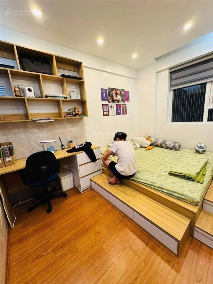 Cần bán căn 3 ngủ, tòa b star tower số 83 khương trung, thanh xuân. 92m2, nội thất đẹp, giá 7.8 tỷ