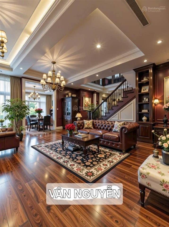 Cần bán biệt thự thô, cầu bươu, thanh trì. 360m2 x 3t, mt 20m, ô tô tránh, vỉa hè rộng, giá 58 tỷ.