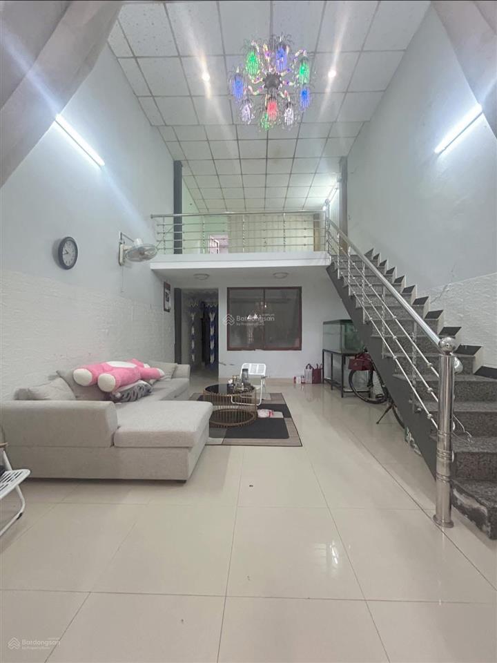 Bán nhà mê lửng đúc dt lớn 77m2, kiệt oto 4m tô hiệu  hoà minh