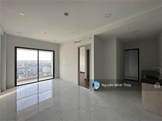 Nhà mới 100% 70m2/2pn landmark hướng nam  giá 1.959ty chưa ai ở  thủ tục nhanh chóng