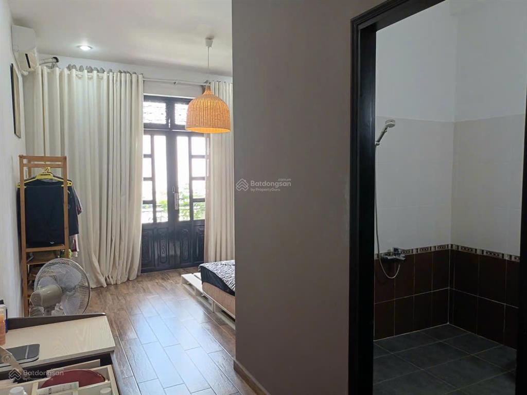 Cho thuê nhà đẹp mặt tiền đường số p. tân quy, quận 7