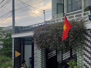 Chủ gởi bán nhà 1 trệt 1 lầu (dt 81m2) ngay công ty chansing thạnh phú  vĩnh cửu. giá 1,990 tỷ