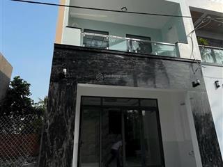 Chủ gởi bán nhà 1 trệt 2 lầu (hoàn công) đường 2 oto né nhau. ngay cầu bửu hoà. giá chỉ 3,6 tỷ