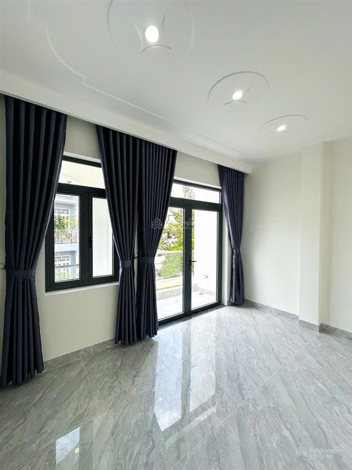 Chủ gởi bán nhà 1 trệt 2 lầu (hoàn công) ngay cổng sau công ty pouchen p. bửu hoà. giá chỉ 4,2 tỷ