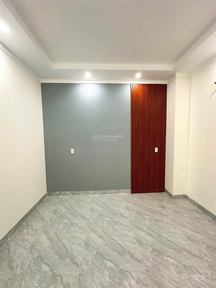 Chủ gởi bán nhà 1 trệt 2 lầu (hoàn công) ngay cổng sau công ty pouchen p. bửu hoà. giá chỉ 4,2 tỷ