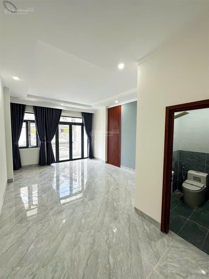 Chủ gởi bán nhà 1 trệt 2 lầu (hoàn công) ngay cổng sau công ty pouchen p. bửu hoà. giá chỉ 4,2 tỷ