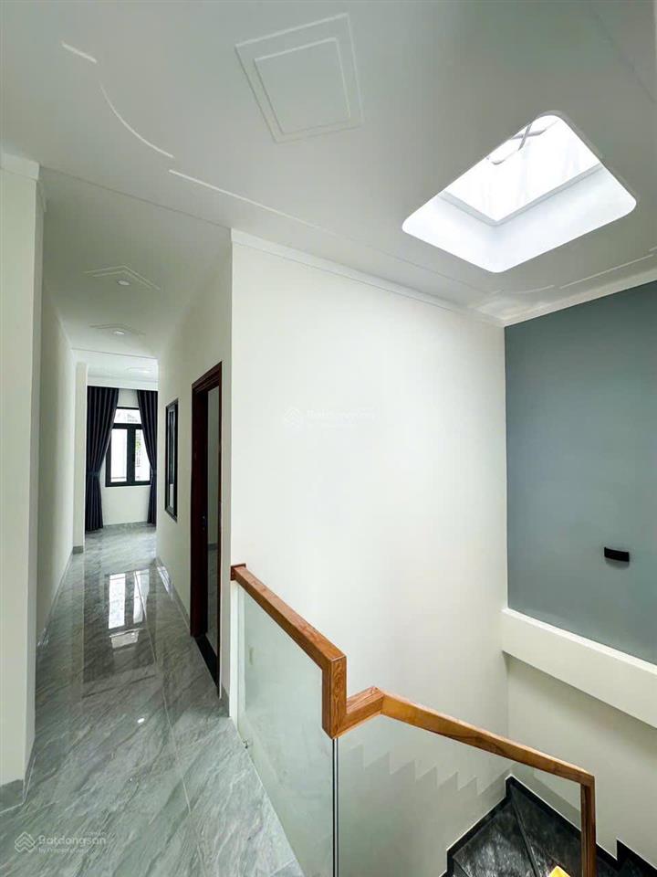 Chủ gởi bán nhà 1 trệt 2 lầu (hoàn công) ngay cổng sau công ty pouchen p. bửu hoà. giá chỉ 4,2 tỷ