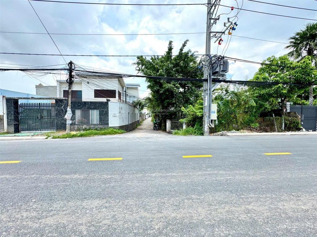 Bán đất (dt 82m2) sổ riêng thổ cư 100% vị trí 2 đường nguyễn tri phương chỉ 80m. giá chỉ 2,75 tỷ