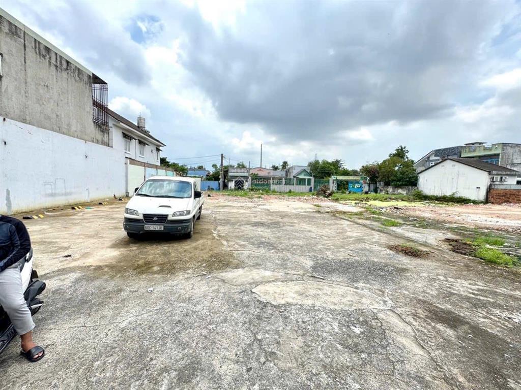 Bán đất (dt 82m2) sổ riêng thổ cư 100% vị trí 2 đường nguyễn tri phương chỉ 80m. giá chỉ 2,75 tỷ