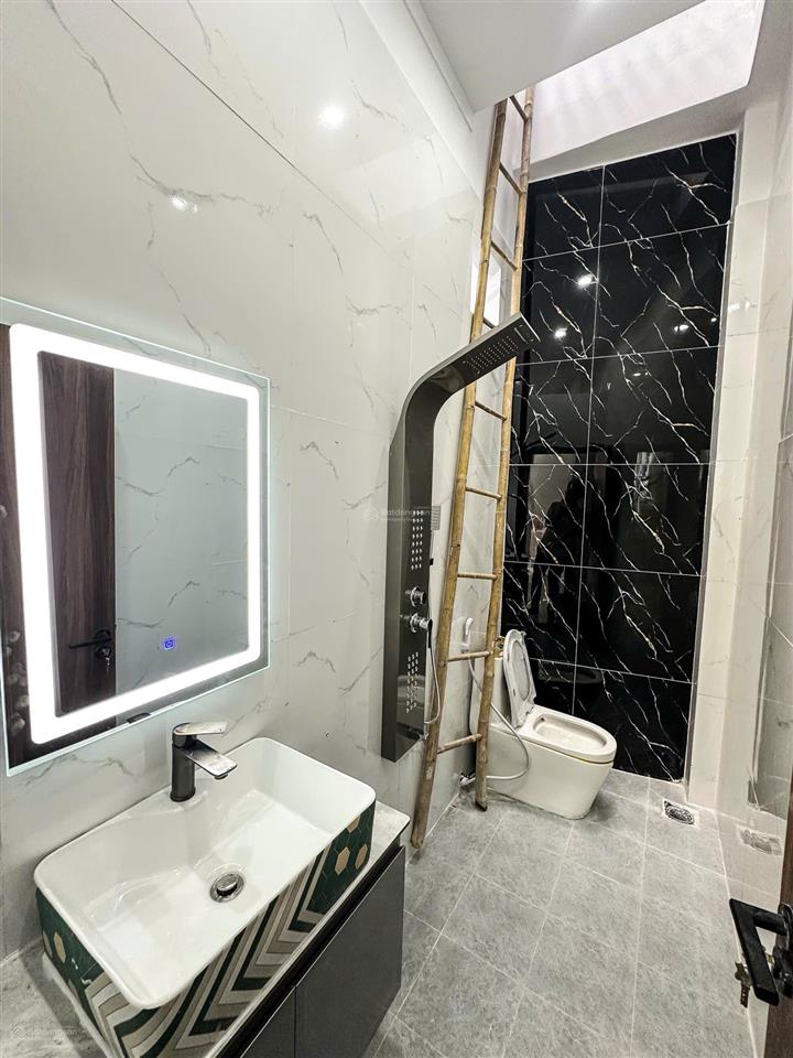 Chủ gửi bán nhà 1 trệt 1 lầu (hoàn công) ngay cầu bửu hoà (p. biên hoà mới). giá chỉ 3,8 tỷ