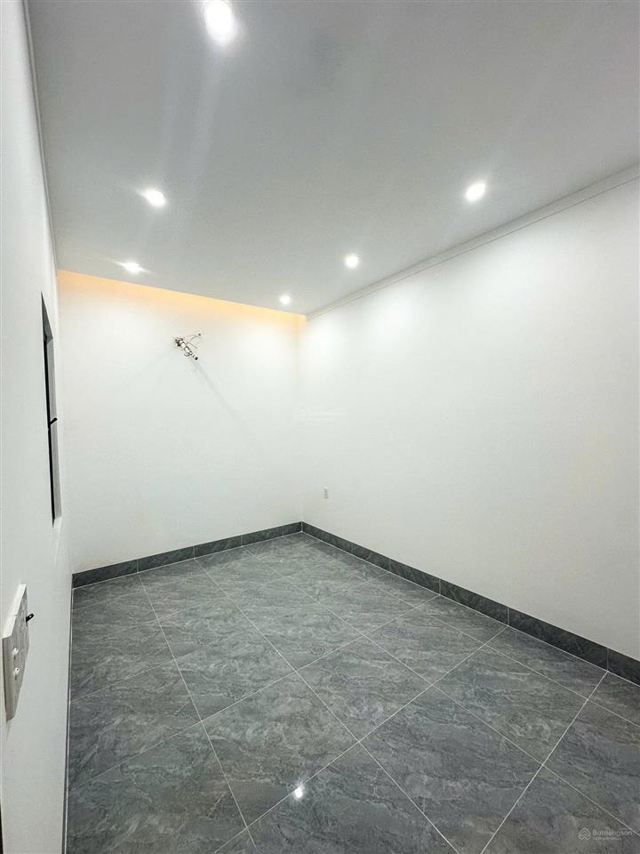 Chủ gửi bán nhà 1 trệt 1 lầu (hoàn công) ngay cầu bửu hoà (p. biên hoà mới). giá chỉ 3,8 tỷ