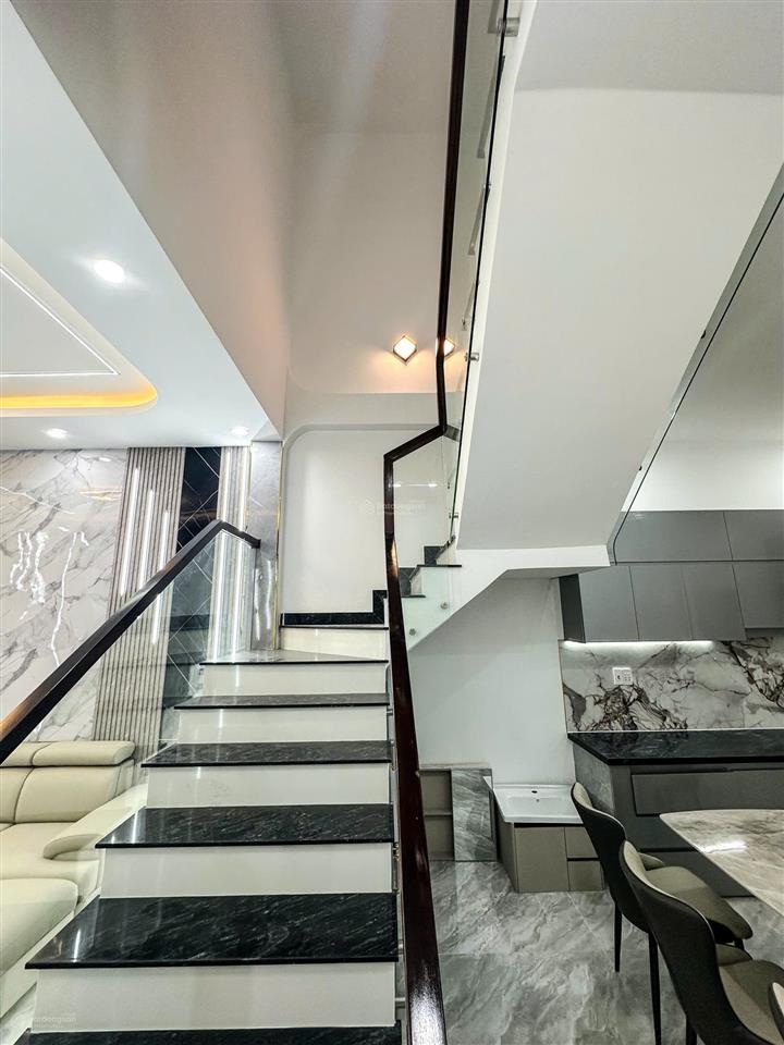 Chủ gửi bán nhà 1 trệt 1 lầu (hoàn công) ngay cầu bửu hoà (p. biên hoà mới). giá chỉ 3,8 tỷ