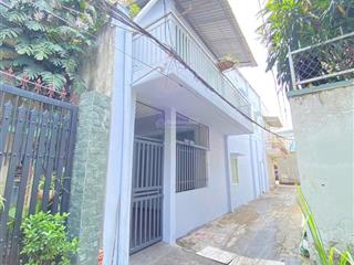 Bán nhà 1trệt 1lầu (dt 55m2) sổ riêng thổ cư 100% gần chợ biên hoà p. quang vinh. giá chỉ 2,4 tỷ