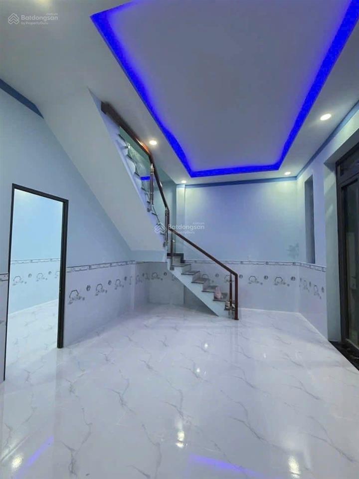 Chủ gửi bán nhà 1 trệt 1 lầu (dt 63m2) sổ riêng thổ cư 100% p. biên hoà mới. giá chỉ 2,390 tỷ