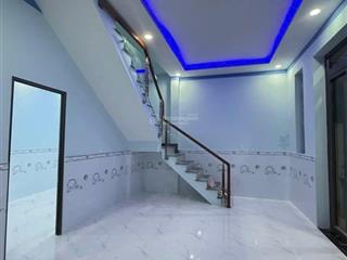 Chủ gửi bán nhà 1 trệt 1 lầu (dt 63m2) sổ riêng thổ cư 100% p. biên hoà mới. giá chỉ 2,390 tỷ