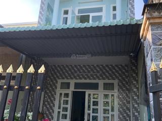 Bán nhà 1 trệt 1 lầu (dt 80m2) sổ riêng thổ cư 100% đường oto thuộc p. tân vạn. giá chỉ 2,5 tỷ