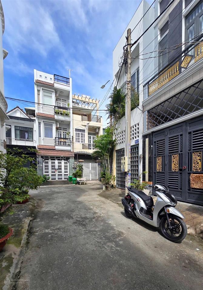 Chủ gửi bán căn nhà 1 trệt 2 lầu (hoàn công) tại kdc ngay chợ mới bửu long. giá chỉ 3.950 tỷ