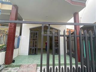 Bán nhà cấp 4 (dt 93m2  4,5m x 20m) sổ riêng thổ cư 100% p. bửu hoà. giá chỉ 2,350 tỷ