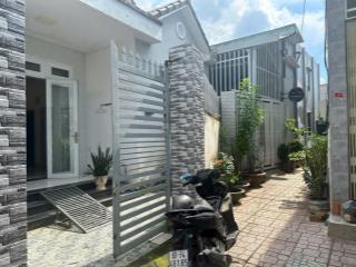 Bán nhà mái thái (dt 99m2  ngang 8m) sổ riêng thổ cư 100% thuộc p. bửu hoà. giá chỉ 2,250 tỷ