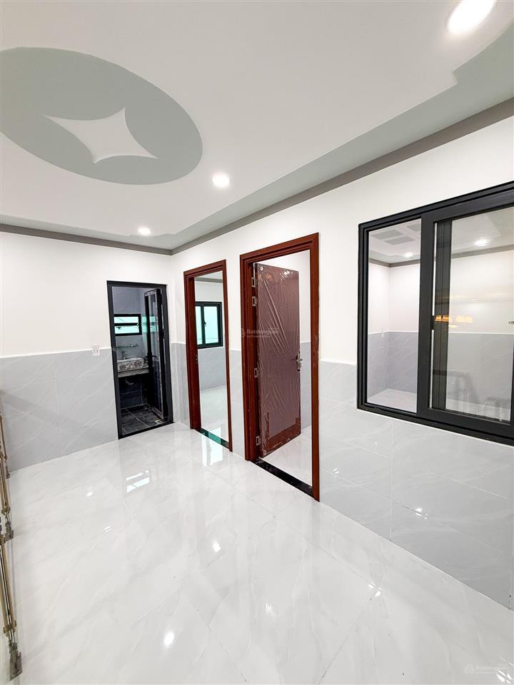 Bán nhà 1t1l (dt 80m2) sổ riêng thổ cư 100% ngay trường học lạc hồng p. bửu long. giá chỉ 2,8 tỷ