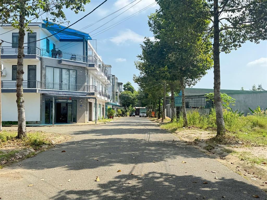 Hàng hiếm! sở hữu ngay 100m² đất nền trung tâm bà rịa sổ đỏ riêng giá đầu tư siêu rẻ chỉ 10tr/m2