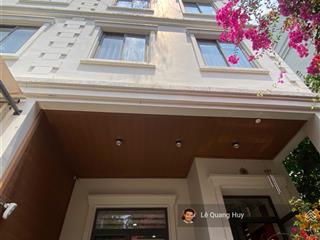 Siêu phẩm nhà phố vườn lakeview vị trí đẹp kế hồ cảnh quan diện tích chuẩn 140m2(7x20) 4tầng 23tỷ
