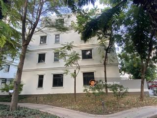 Góc 2 mặt tiền công viên lakeview  nhà thô gần hồ bơi  giá tốt chỉ hơn 17 tỷ 5x20m 4 tầng