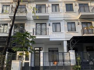 Nhà đẹp lakeview đối diện công viên giá tốt 19,9 tỷ còn thương lượng tới 5%, nội thất đầy đủ hđmb