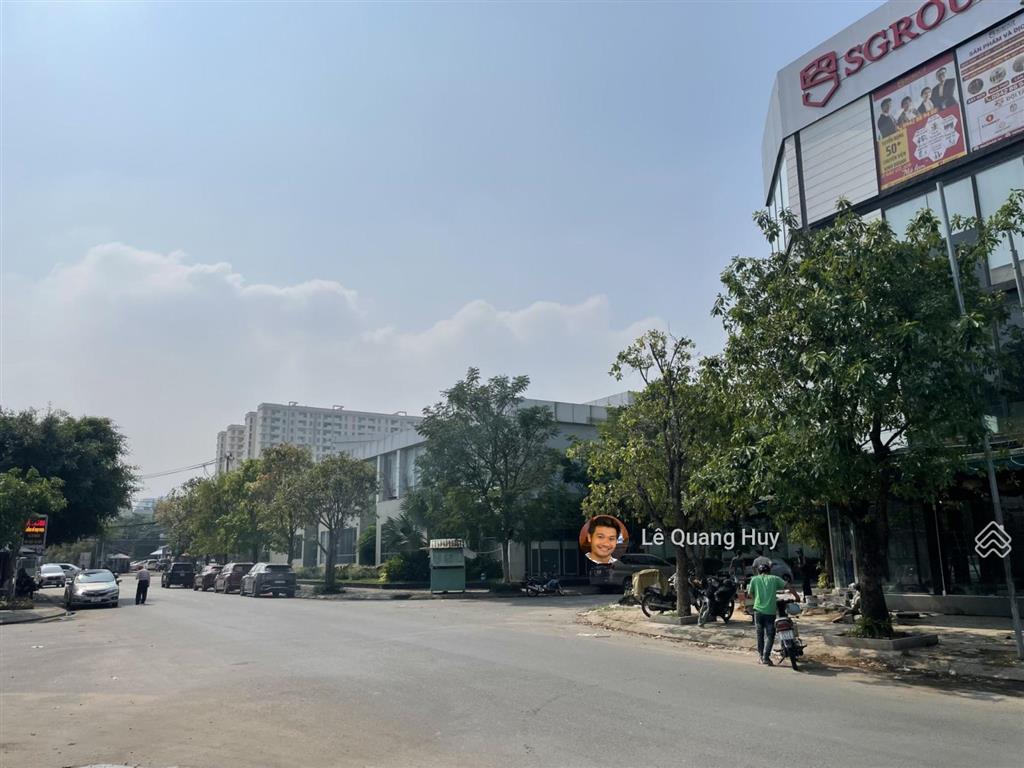 Hot đất mt cao đức lân, đẹp đối diện hồ công viên, xây bt 10x20m chỉ 243tr/m2 lõi an phú an khánh