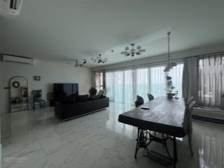 Bán chcc feliz en vista 4pn, 200m2, ntcb giá bán 28 tỷ suất spa.  0918 163 *** (bình)