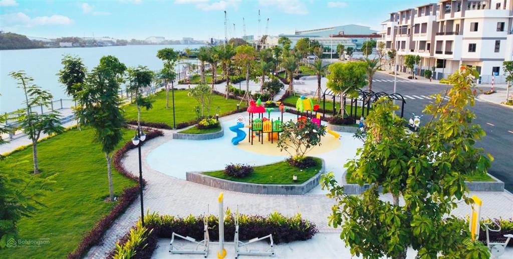Chính chủ cần bán nhà phố liên kế pearl riverside 4,3 tỷ/căn. 0969 683 ***