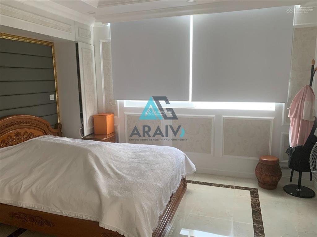 Cần bán penthouse cccc imperia 250m2. nhà thiết kế ntcc đẹp.  0918 163 ***