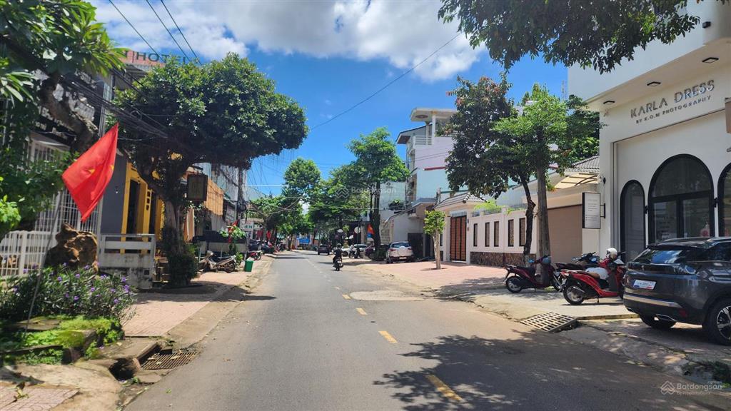 Mtkd nguyễn công trứ 20x50m, nở hậu 25m. 1124.3m2 full thổ cư 100%