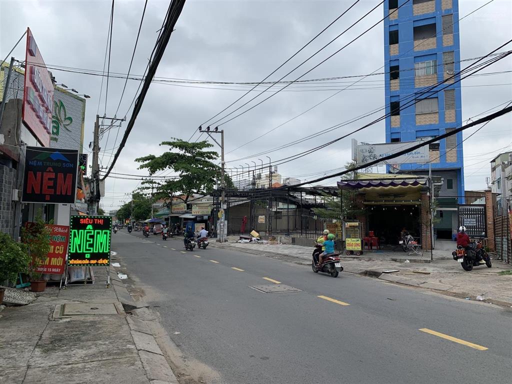 Mặt tiền kinh doanh thoại ngọc hầu, tòa nhà 10 tầng, 100 phòng chdv, dòng tiền khủng thu về tay