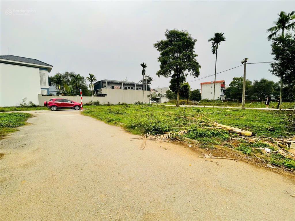 Cần bán gấp lô đất 68,9m  2 mặt tiền trước sau, full thổ cư tại linh sơn