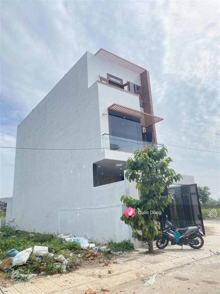 Cần bán lô rd1228 khu 4 kđt long hưng city dt 100m2 đường 12m hướng đông nam giá tốt