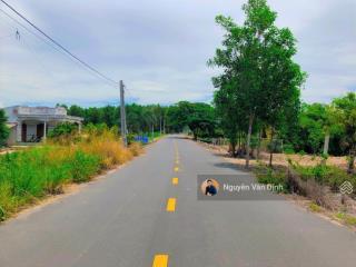 Thị trấn phước hải dt 2577m2 ngang 22m mặt tiền nhựa, sẵn 300m2 thổ cư, có vườn cây ăn trái