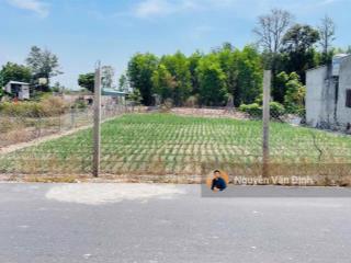 Bán 2 căn nhà đang cho thuê xã phước hải ra biển 5p
ngang 8m có 80 thổ cư đường nhựagiá 1tyxx