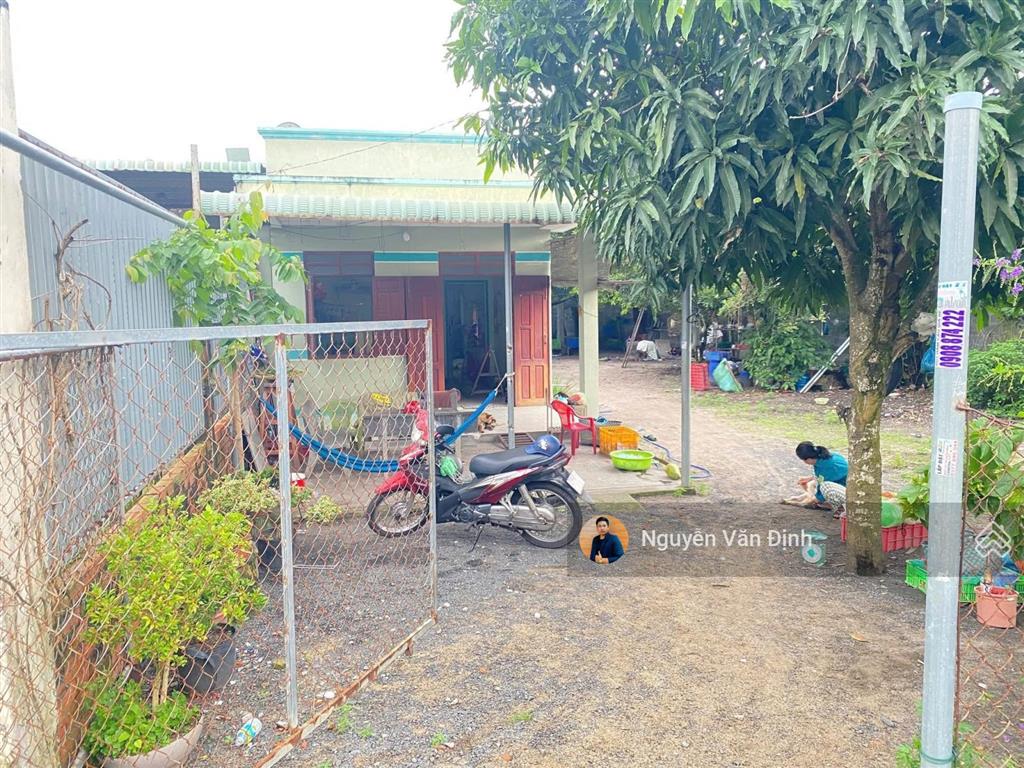 Bán đất tặng nhà c4trục chinh uỷ ban cũ phước hảidt130m25x2550 thổ cưthuận tiện kinh doanh