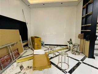 Cực hiếm  nhà âu cơ tây hồ, dt31m2, 5 tầng mới tinh, chỉ 6.95 tỷ, rẻ nhất khu vực!