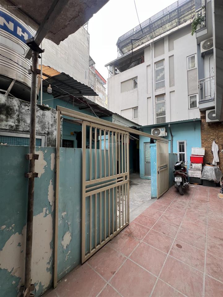 Bán đất võ chí công gần hồ tây 30m ngõ rộng giá 6,8 tỷ diện tích 30m hiện trạng