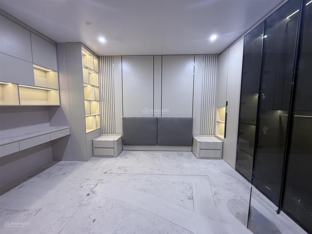 Bán nhà riêng tại minh khai, hai bà trưng 55 m2 x 4 tầng, giá 12.3 tỷ. nhà mới, ôtô 30m,gần phố đẹp