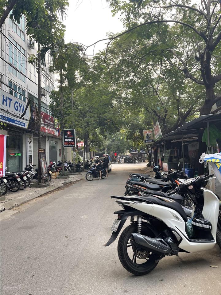 Cần bán nhà mặt phố kđg tân triều 240m mt 12m giá tốt tại đường yên xá, thanh trì, hà nội